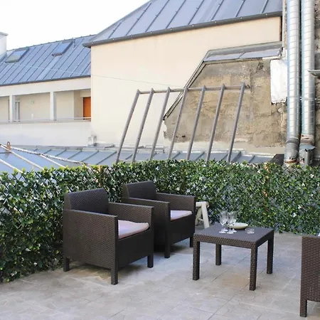 60 M With Terrace Near Train Stations